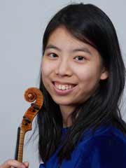 One of our teachers for private violin lessons in North York